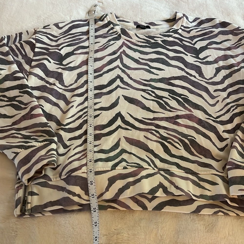 Guc Rails Sweatshirt Size Large - image 6